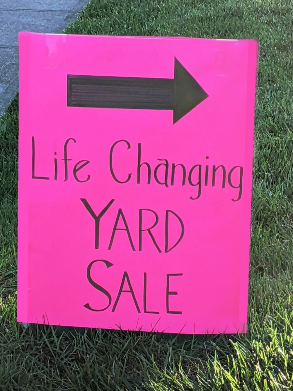 Home Collection Pink Yard Sale Sign with Black Arrow